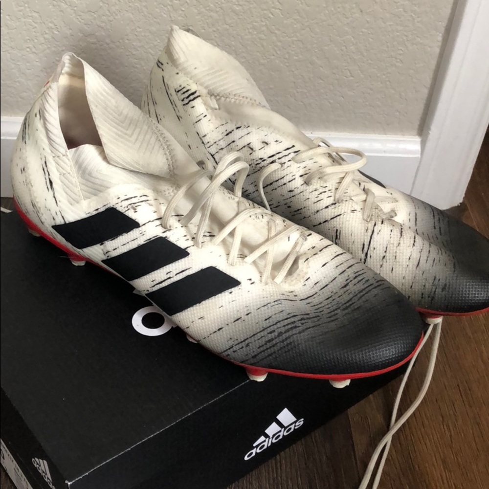 Soccer cleats